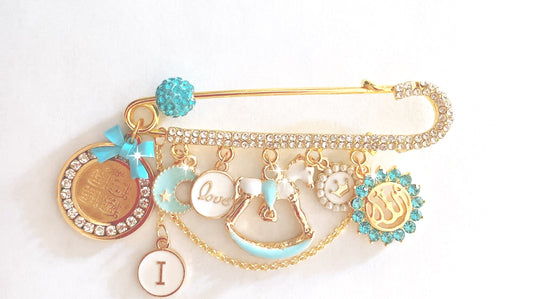 Boy's Customized Initial Pin with Carriage & 4 Quls